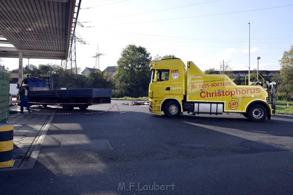 VU PKlemm LKW Tanksaeule A 59 Rich Koenigswinter TRA Schloss Roettgen P270.JPG - Miklos Laubert